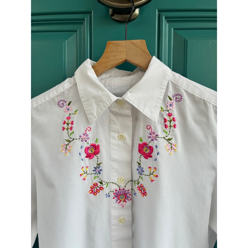 Cabin Creek Shirt Button Down Colorful Floral Embroidery Yoke Cotton Blend Small - Picture 3 of 8